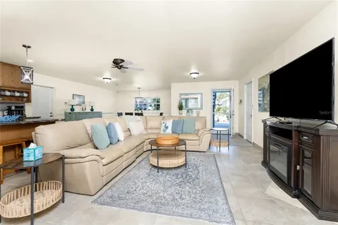 4151 N Beach Road Englewood FL 34223