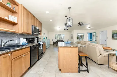 4151 N Beach Road Englewood FL 34223