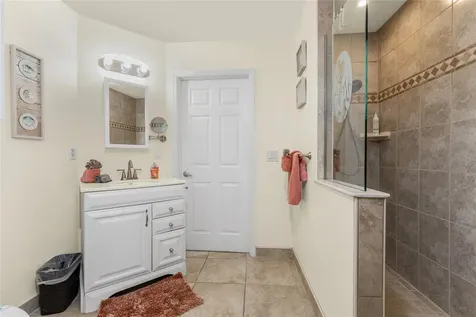 4151 N Beach Road Englewood FL 34223