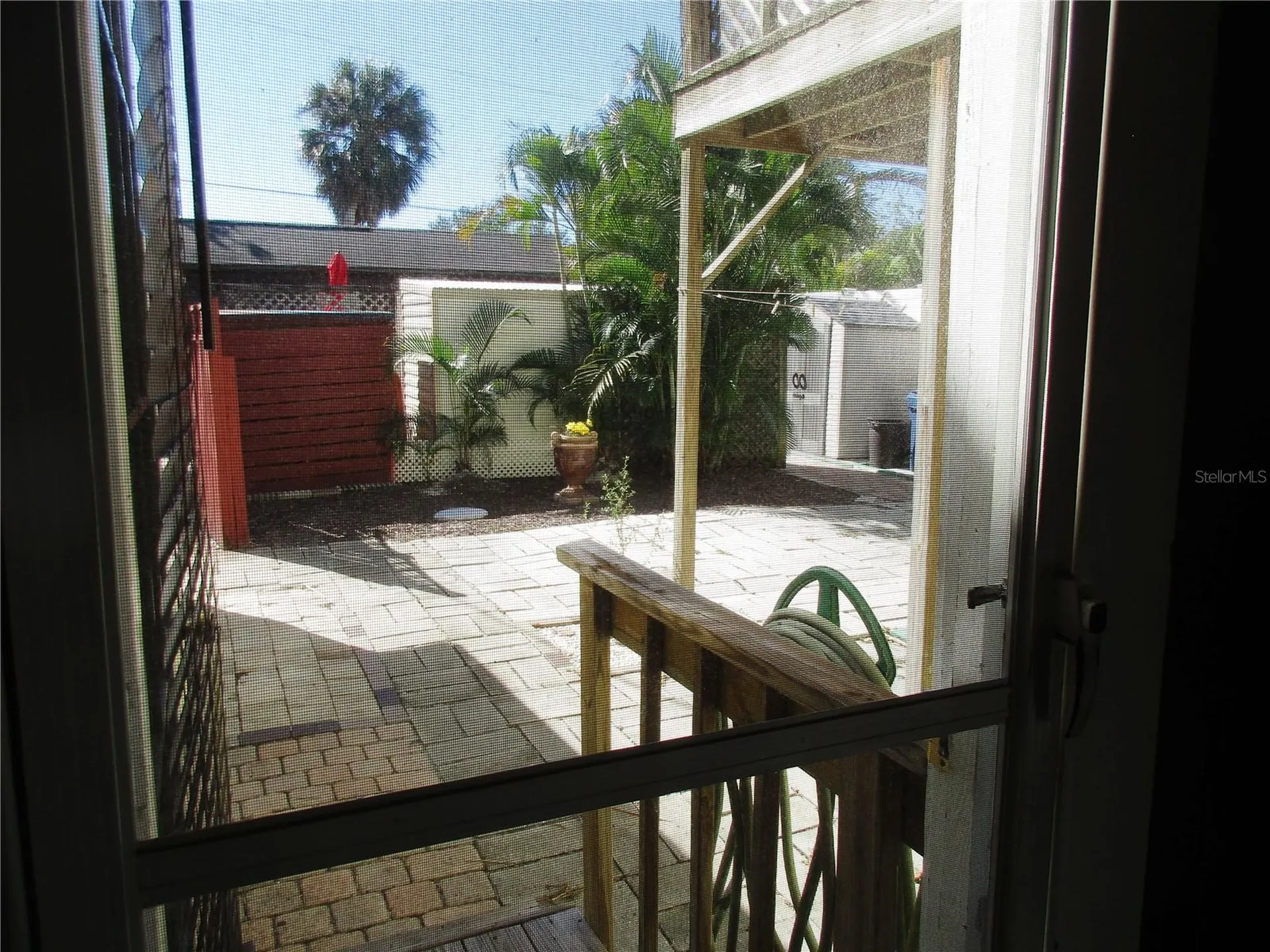 618 Avenida De Mayo Sarasota FL 34242