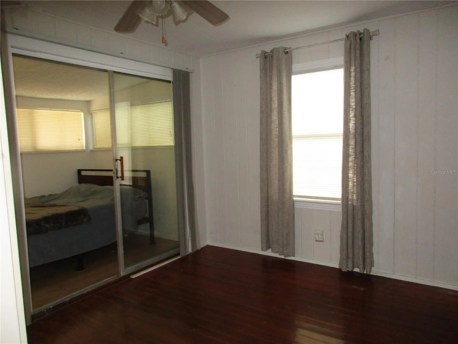 618 Avenida De Mayo Sarasota FL 34242