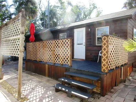 618 Avenida De Mayo Sarasota FL 34242