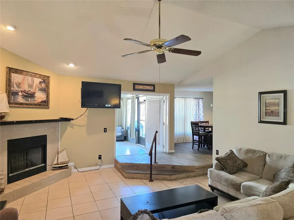 707 Cambridge Way Lake Wales FL 33853