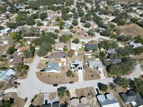 707 Cambridge Way Lake Wales FL 33853
