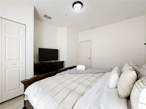 8986 Shine Drive Kissimmee FL 34747