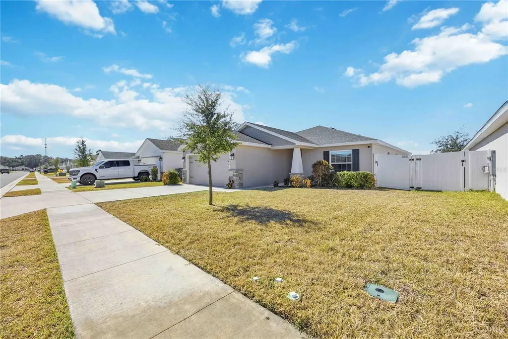 1035 Tropea Lane Auburndale FL 33823