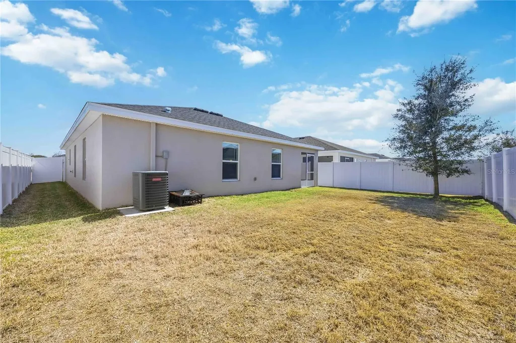 1035 Tropea Lane Auburndale FL 33823