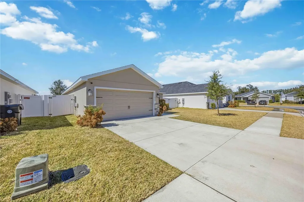 1035 Tropea Lane Auburndale FL 33823