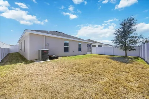 1035 Tropea Lane Auburndale FL 33823