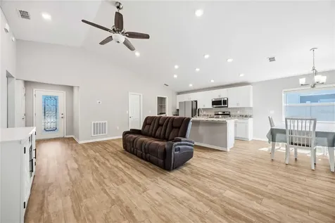 1035 Tropea Lane Auburndale FL 33823
