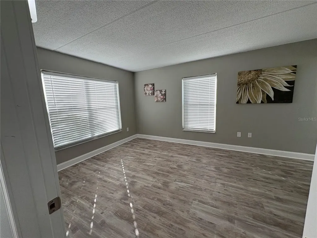 464 Paula Drive N Dunedin FL 34698