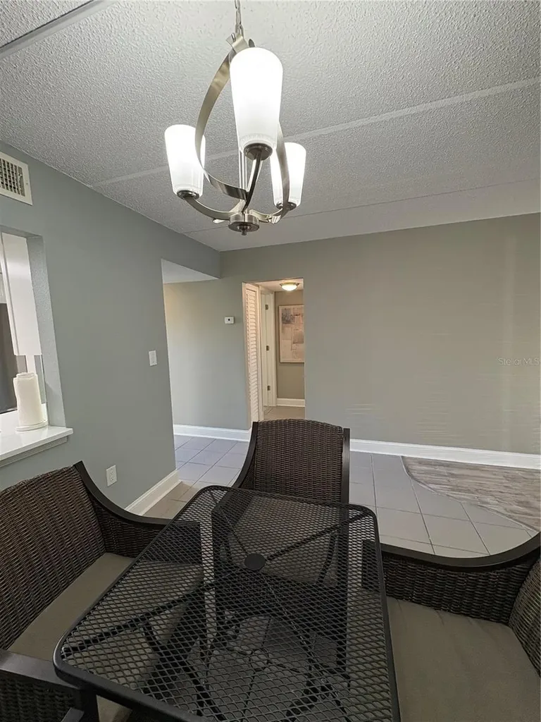 464 Paula Drive N Dunedin FL 34698