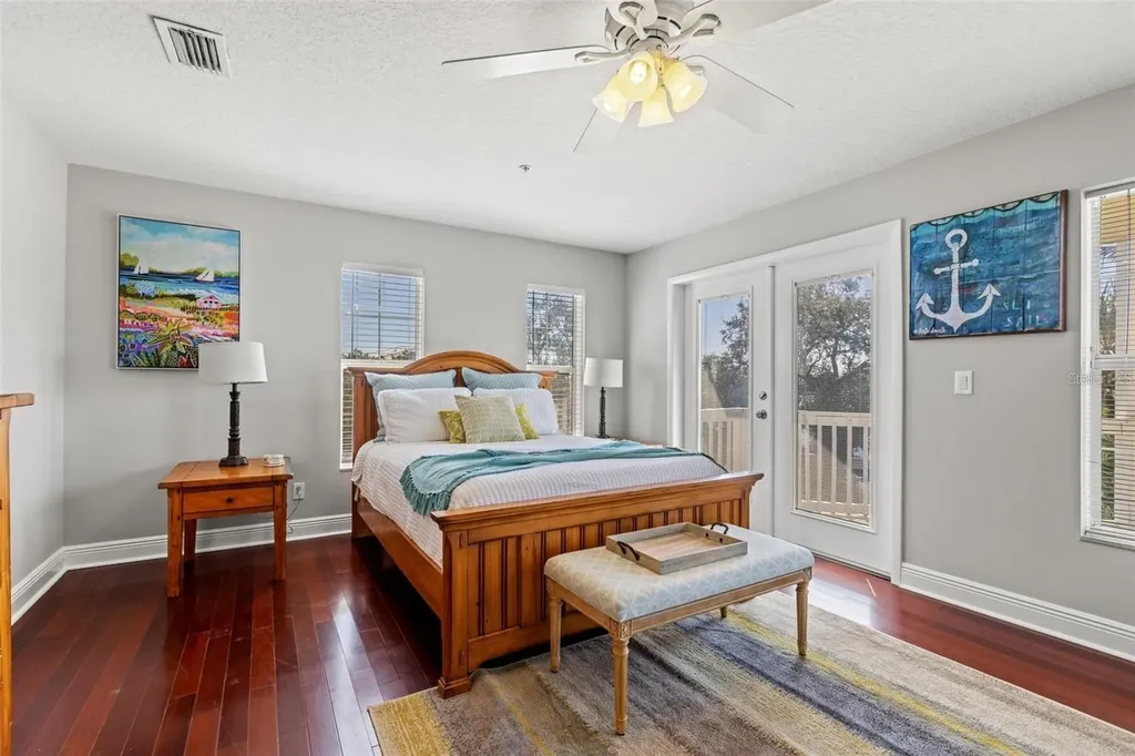 1902 Arrowhead Drive NE St Petersburg FL 33703