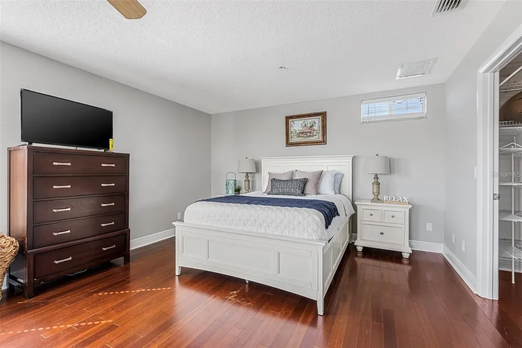 1902 Arrowhead Drive NE St Petersburg FL 33703