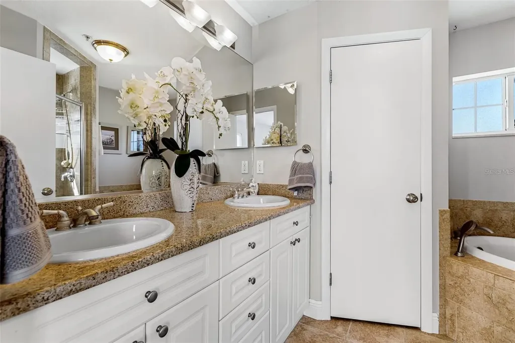 1902 Arrowhead Drive NE St Petersburg FL 33703