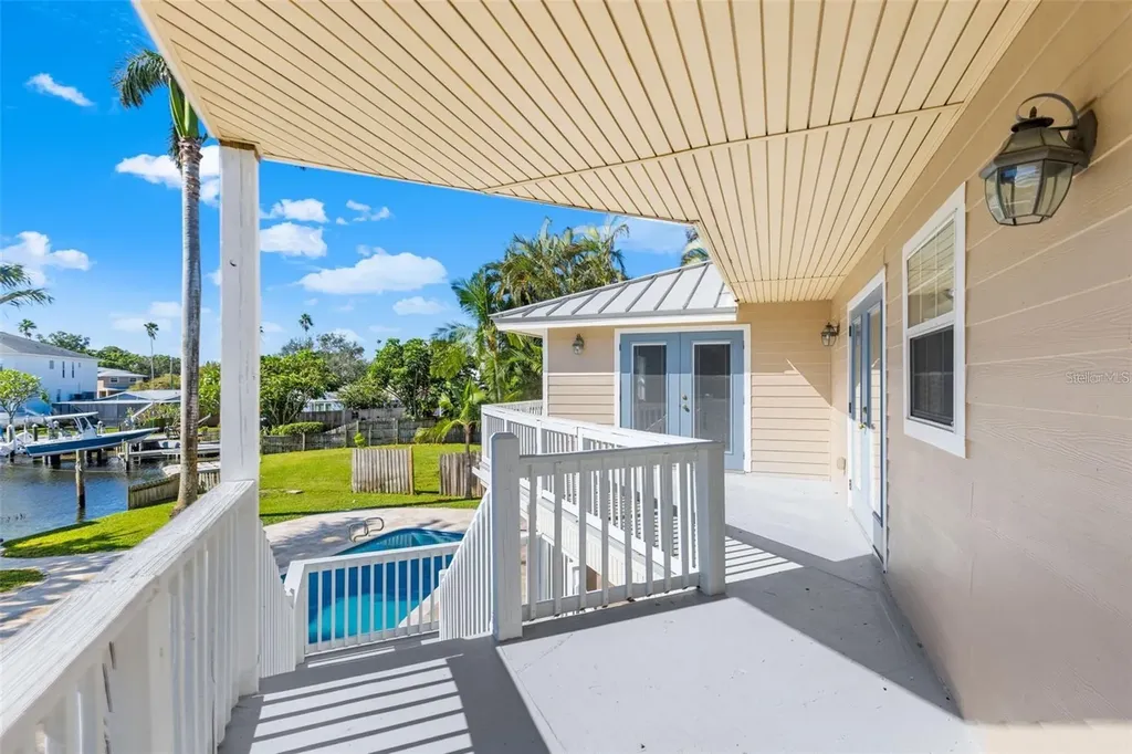 1902 Arrowhead Drive NE St Petersburg FL 33703