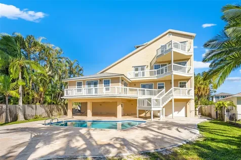 1902 Arrowhead Drive NE St Petersburg FL 33703