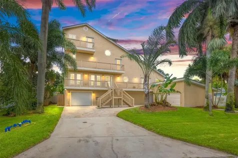 1902 Arrowhead Drive NE St Petersburg FL 33703