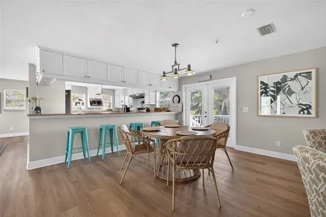 1902 Arrowhead Drive NE St Petersburg FL 33703