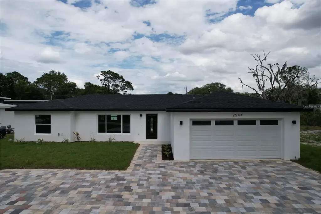 2544 N Arrowhead Road Avon Park FL 33825