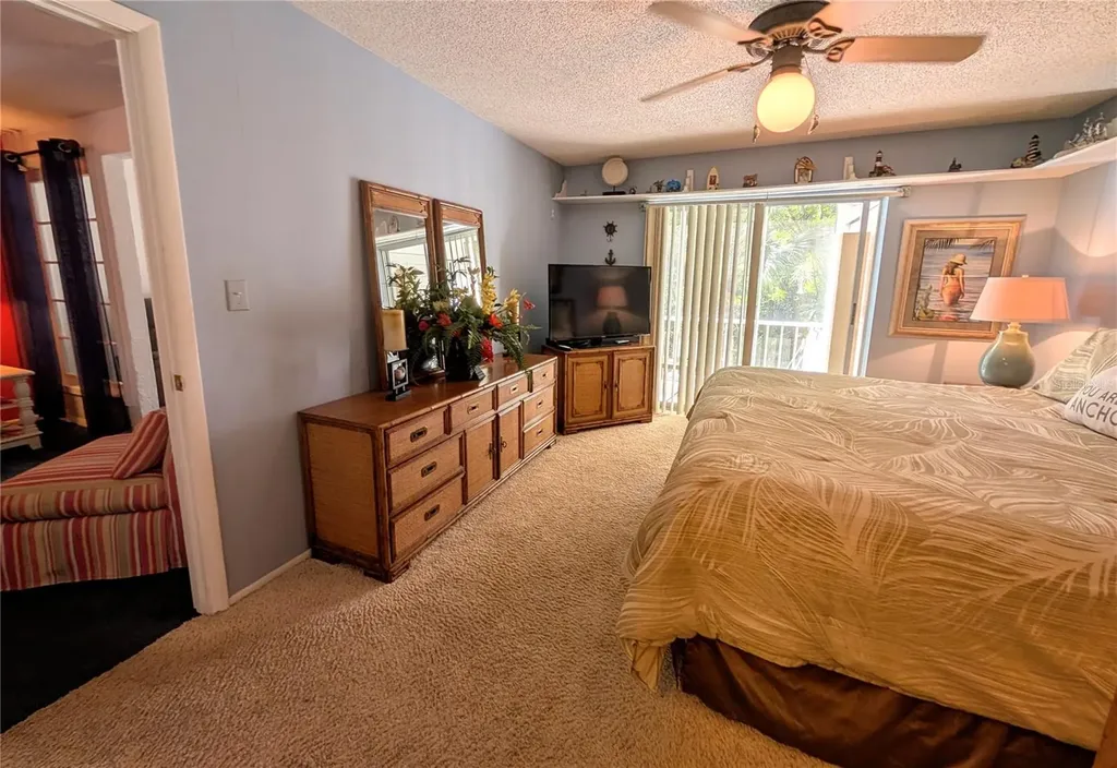 3562 Lake Bayshore Drive Bradenton FL 34205