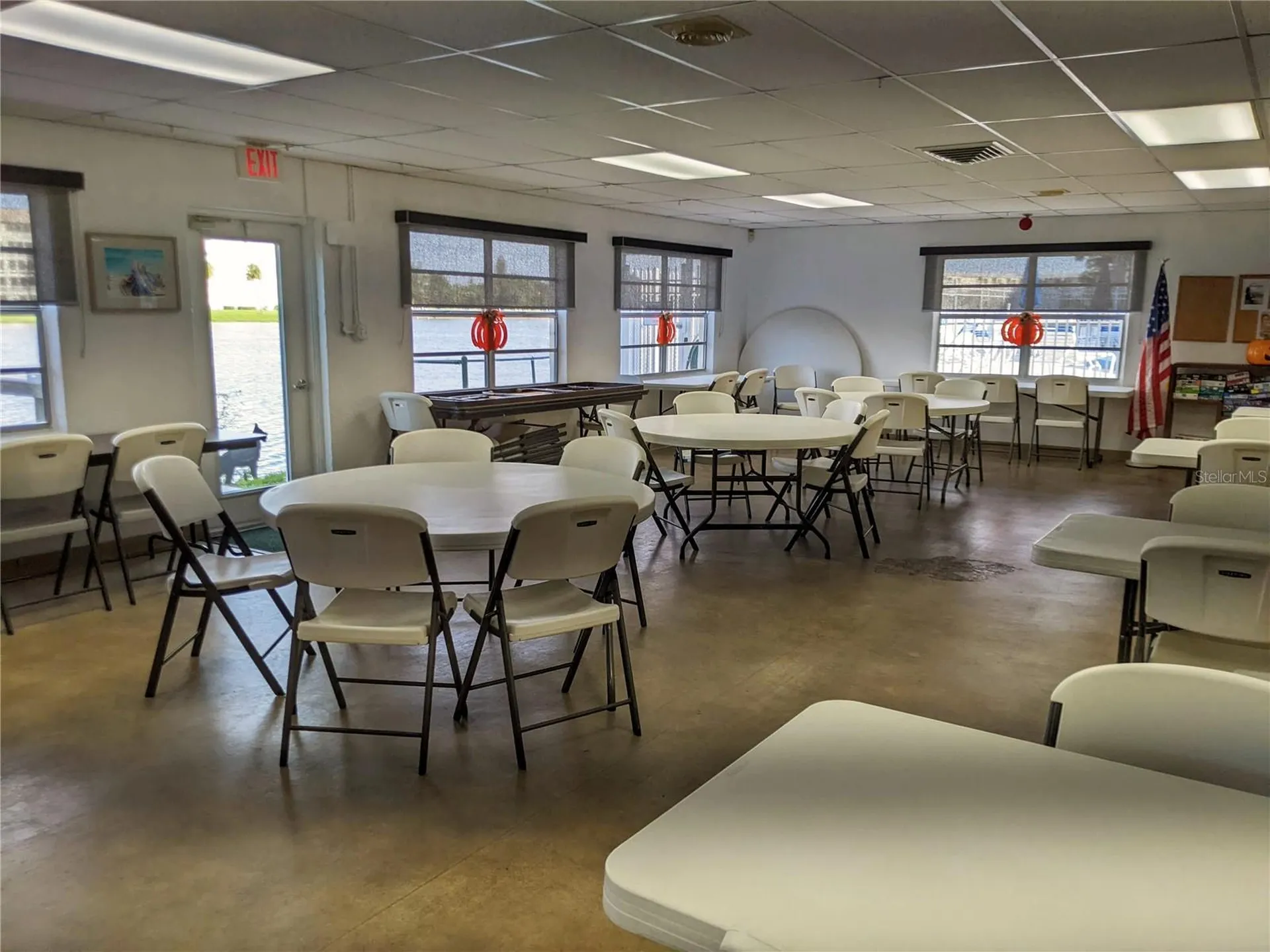 3562 Lake Bayshore Drive Bradenton FL 34205