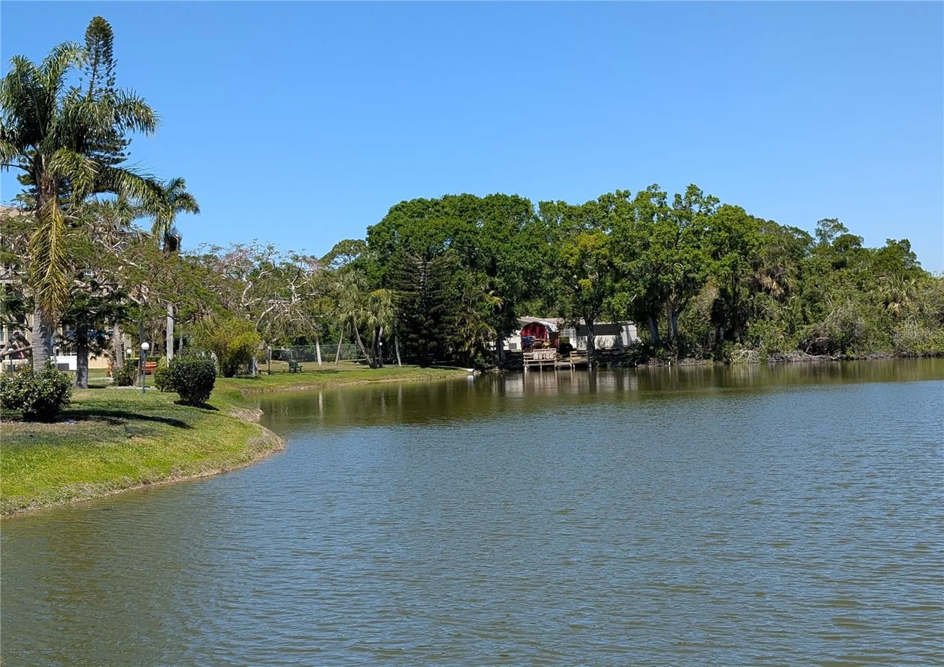 3562 Lake Bayshore Drive Bradenton FL 34205