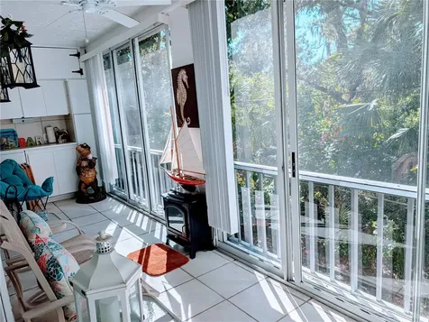 3562 Lake Bayshore Drive Bradenton FL 34205