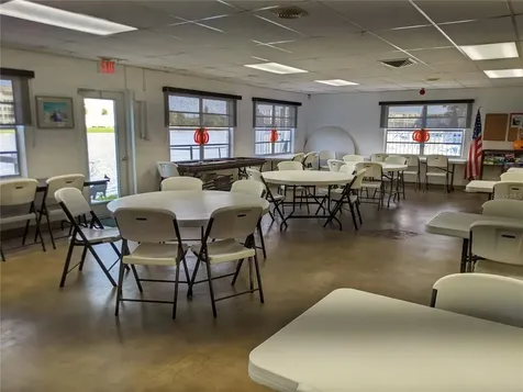 3562 Lake Bayshore Drive Bradenton FL 34205