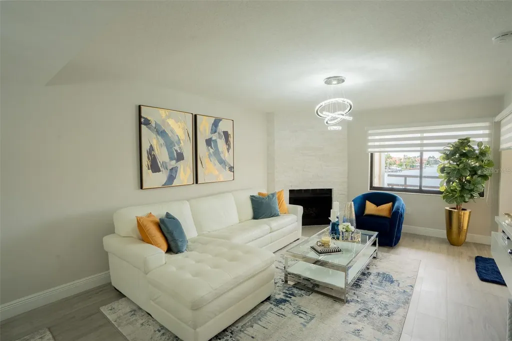 126 1st Street E Tierra Verde FL 33715