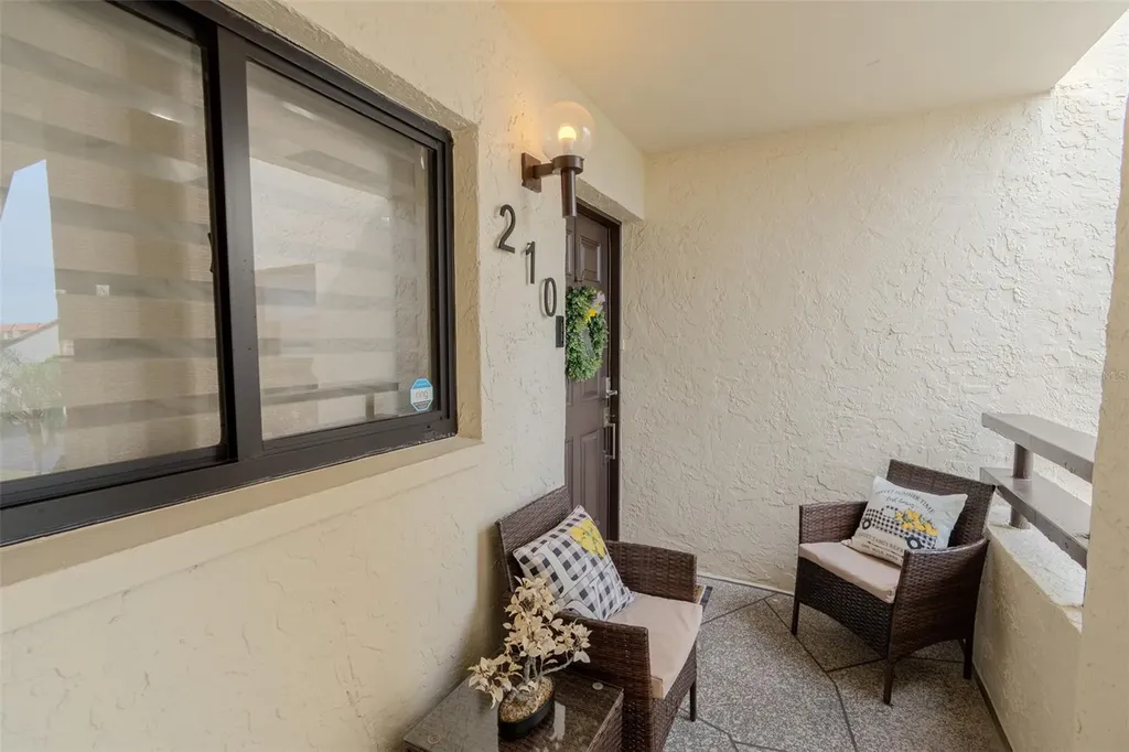 126 1st Street E Tierra Verde FL 33715