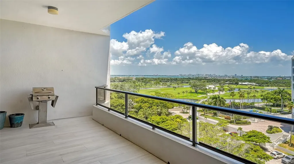 535 Sanctuary Drive Longboat Key FL 34228
