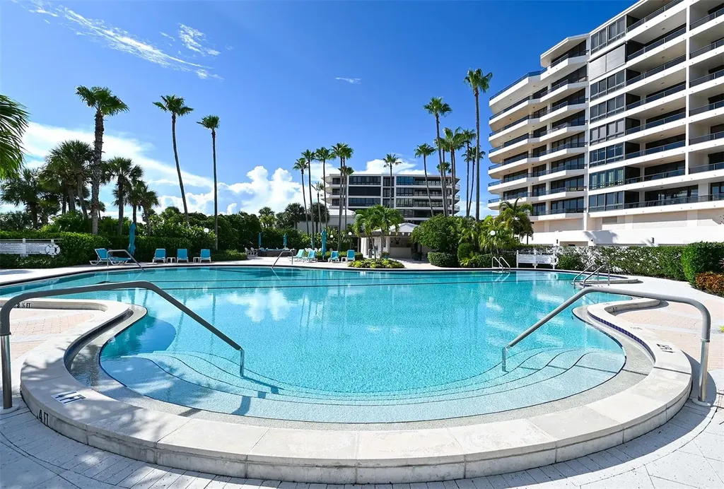 535 Sanctuary Drive Longboat Key FL 34228