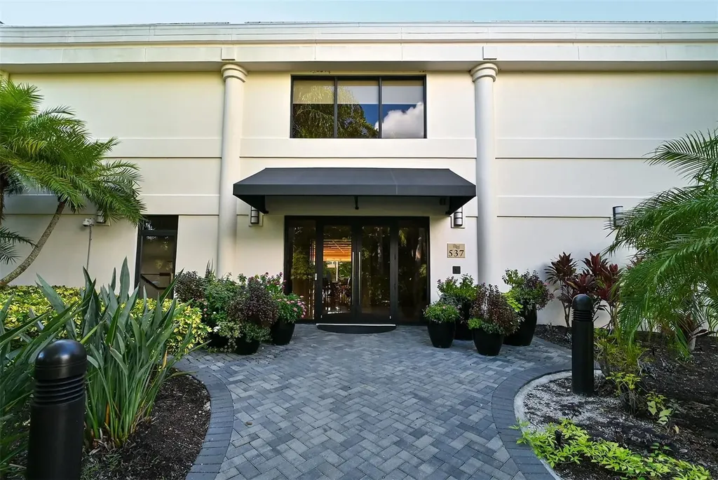 535 Sanctuary Drive Longboat Key FL 34228