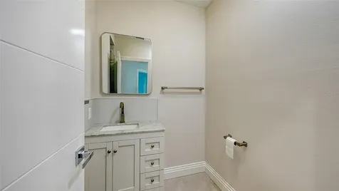 535 Sanctuary Drive Longboat Key FL 34228
