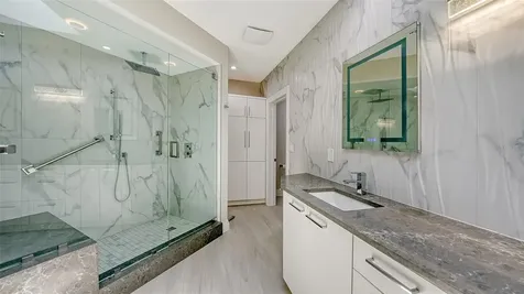 535 Sanctuary Drive Longboat Key FL 34228