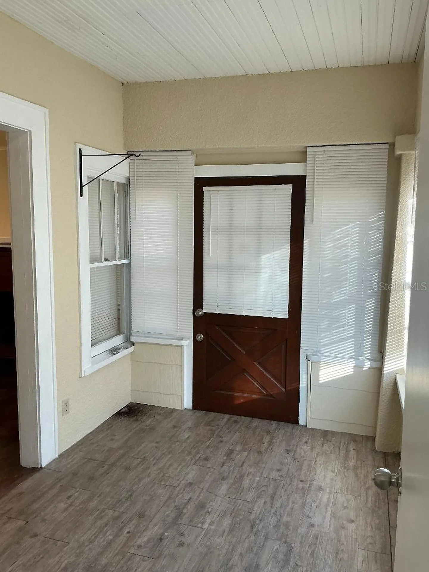 419 W Wisconsin Avenue Deland FL 32720