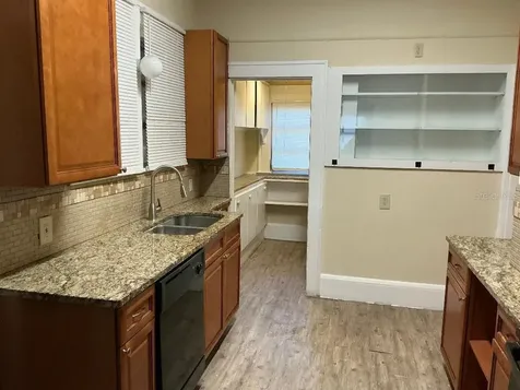 419 W Wisconsin Avenue Deland FL 32720