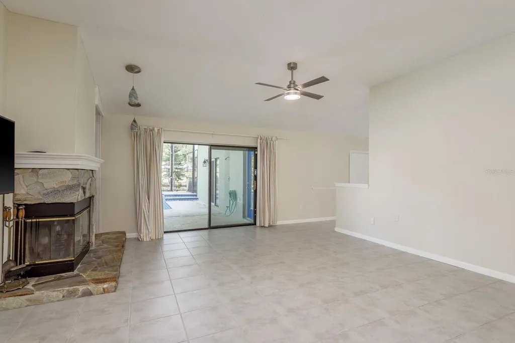 2403 Country Trails Drive Safety Harbor FL 34695