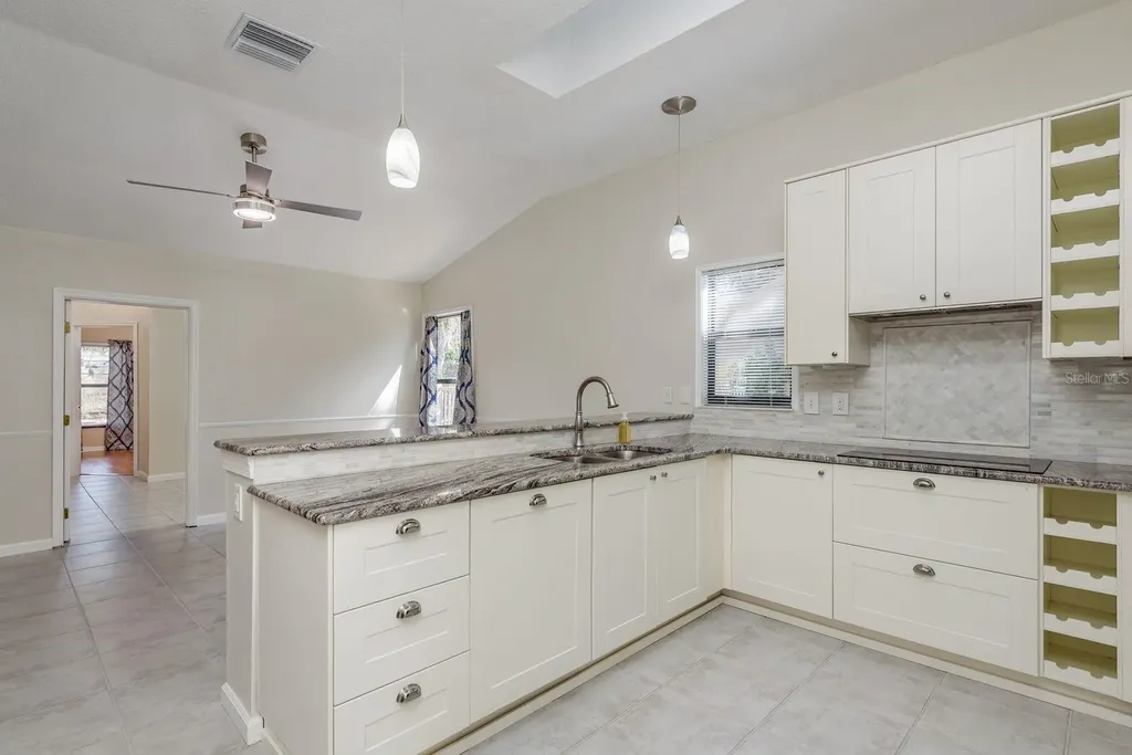 2403 Country Trails Drive Safety Harbor FL 34695