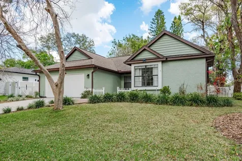 2403 Country Trails Drive Safety Harbor FL 34695