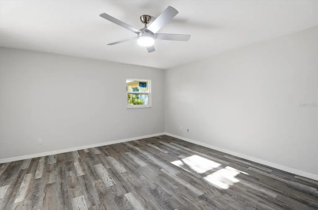 11372 W Bayshore Drive Crystal River FL 34429