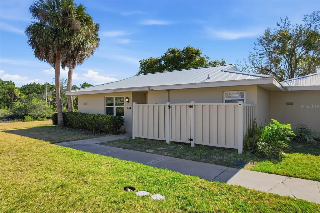 11372 W Bayshore Drive Crystal River FL 34429