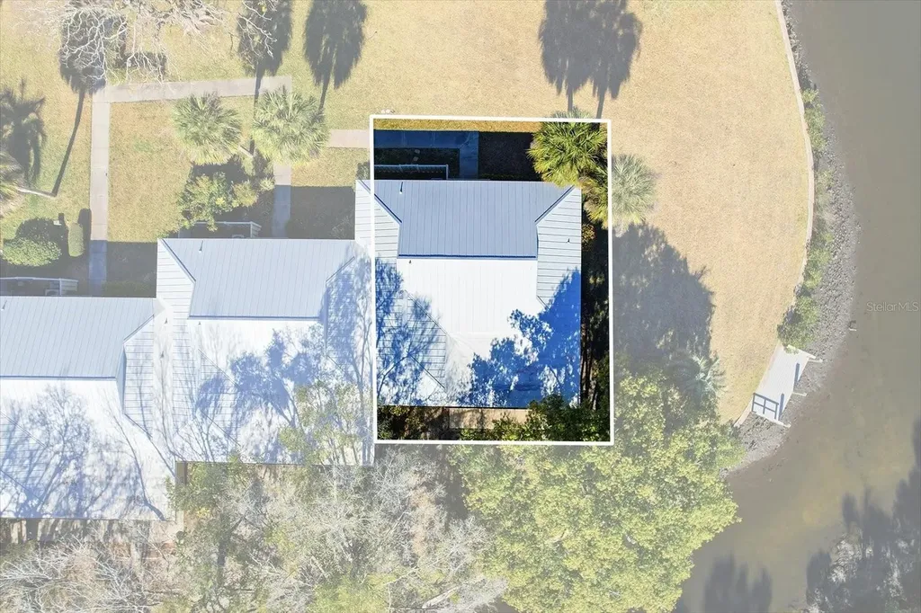 11372 W Bayshore Drive Crystal River FL 34429