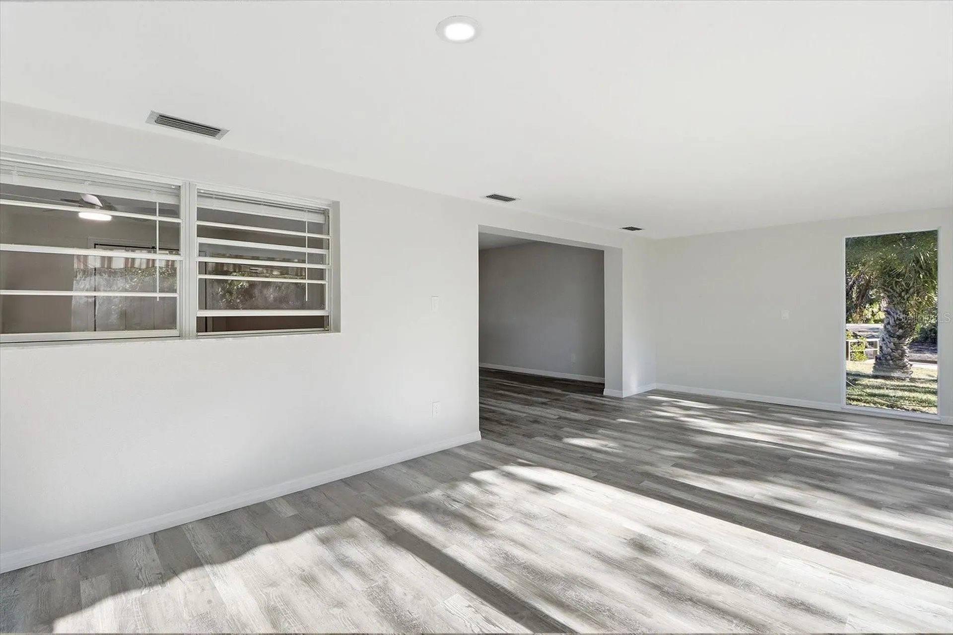11372 W Bayshore Drive Crystal River FL 34429