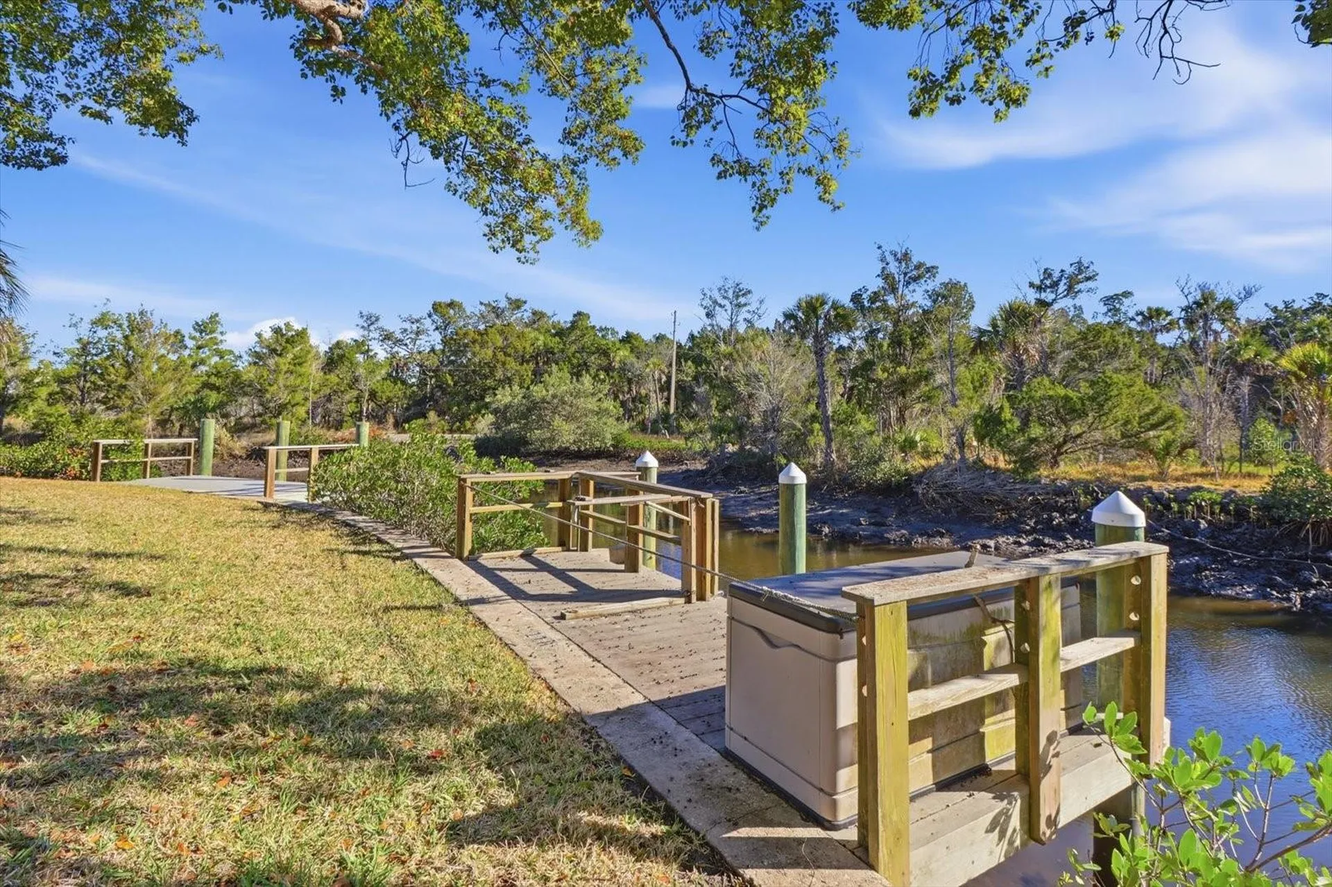 11372 W Bayshore Drive Crystal River FL 34429