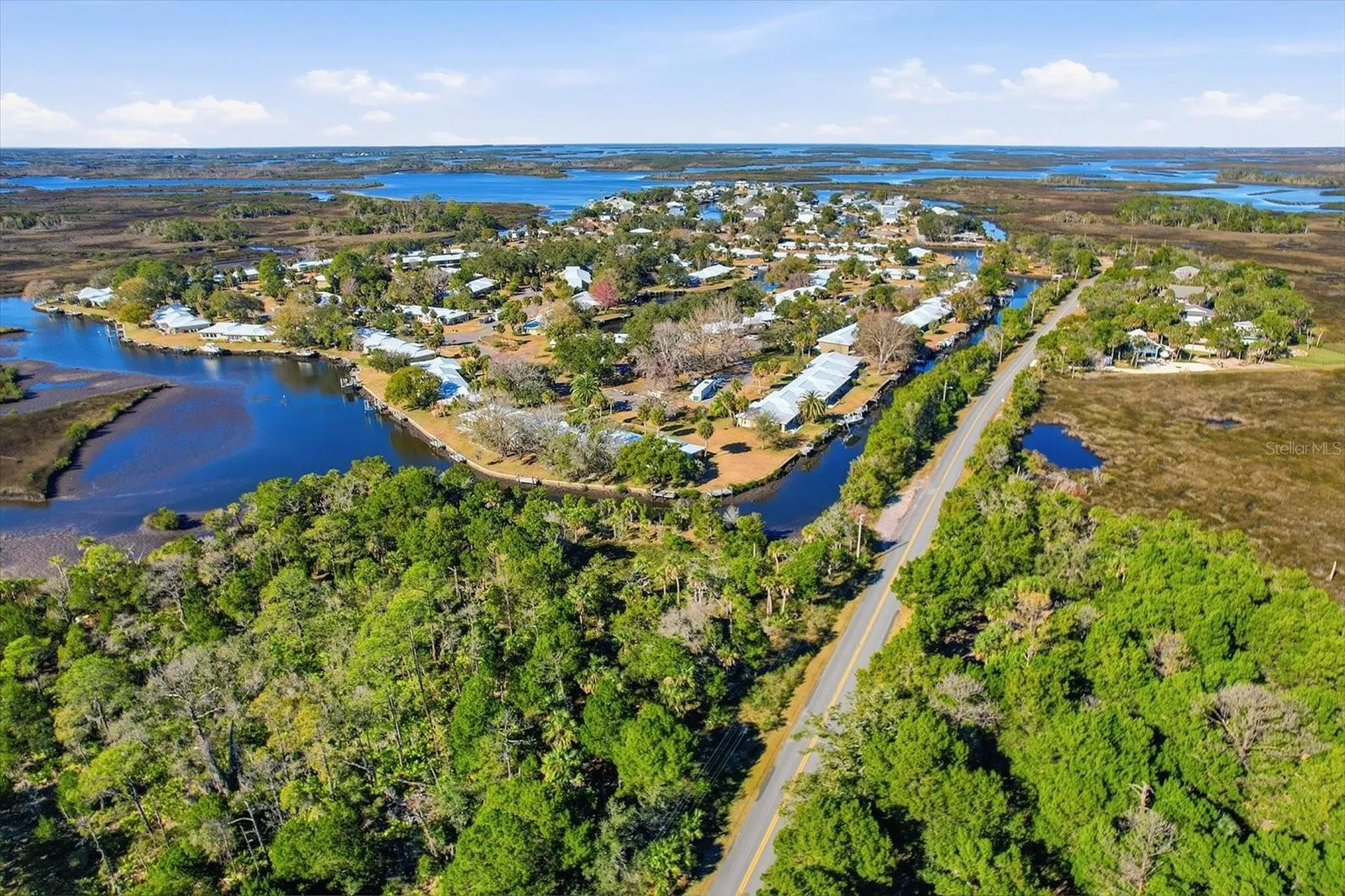 11372 W Bayshore Drive Crystal River FL 34429
