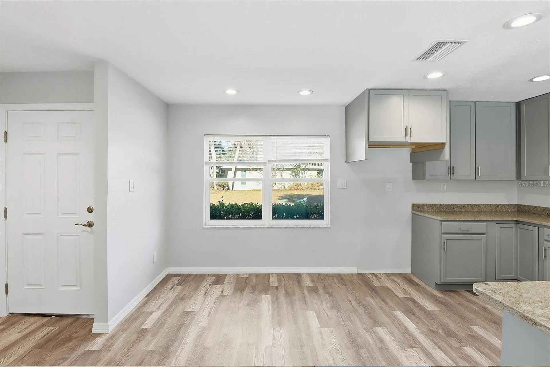 11372 W Bayshore Drive Crystal River FL 34429