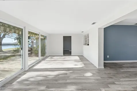 11372 W Bayshore Drive Crystal River FL 34429