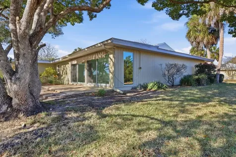 11372 W Bayshore Drive Crystal River FL 34429